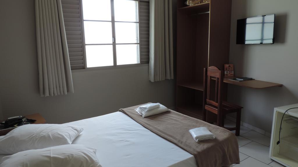 פאסוס Presidente Hotel מראה חיצוני תמונה